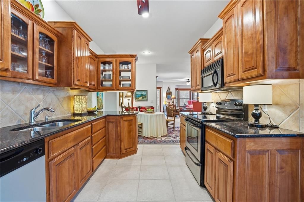 9747 N Lucerne Street — photo 13