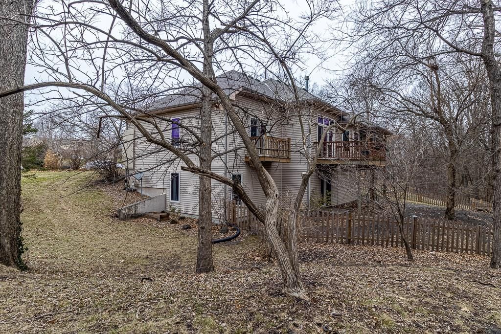 303 W 11th Street — photo 3