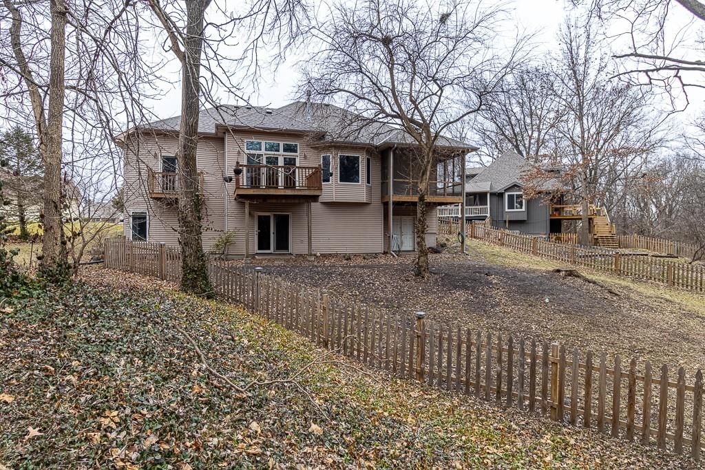 303 W 11th Street — photo 5
