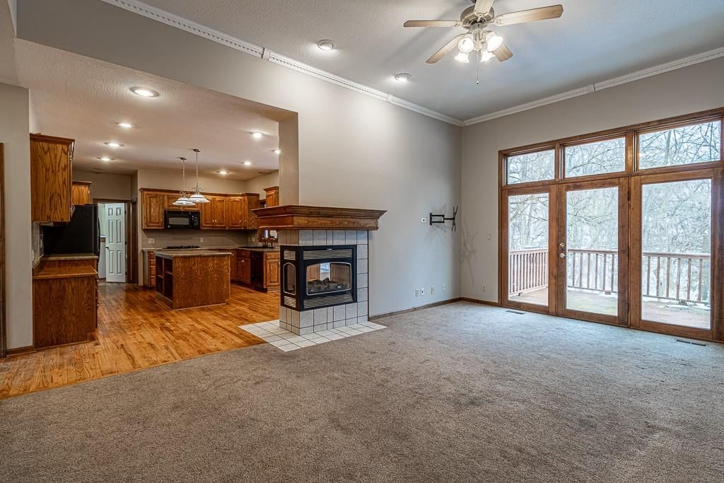 303 W 11th Street — photo 14