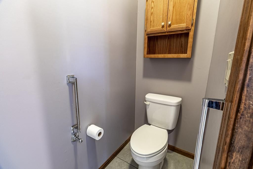303 W 11th Street — photo 32