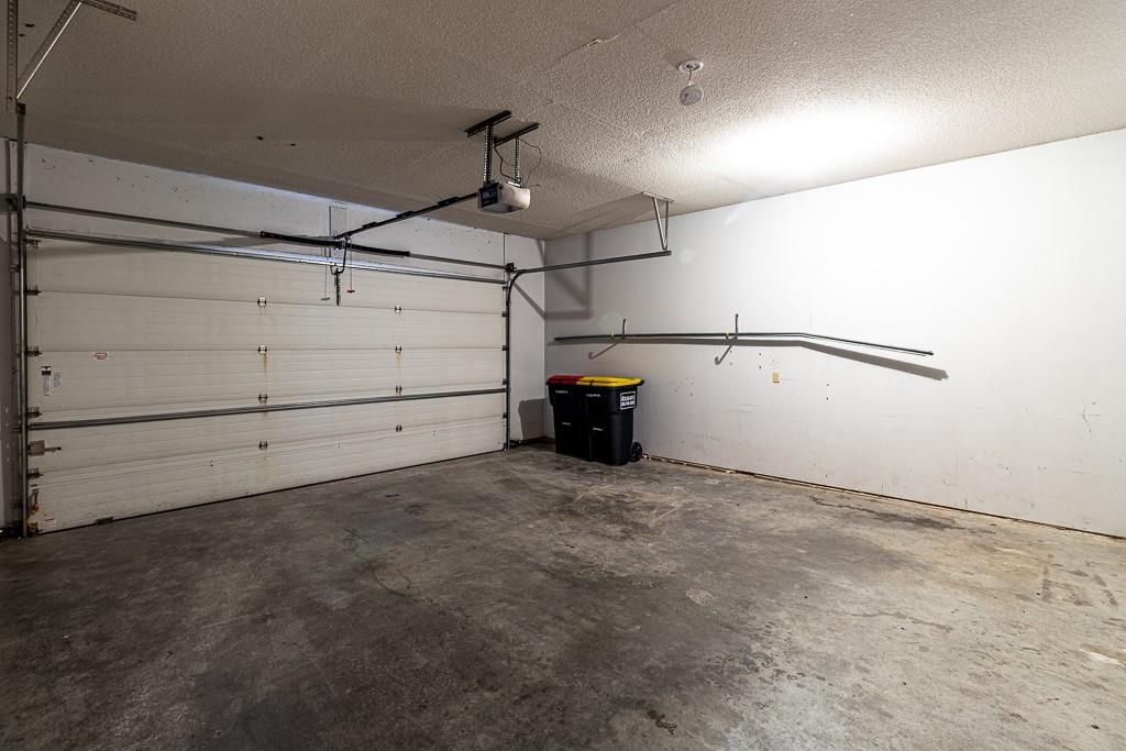 303 W 11th Street — photo 51
