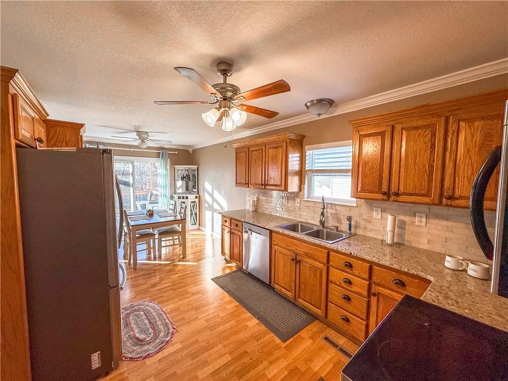 601 SW Creek Ridge Drive — photo 6