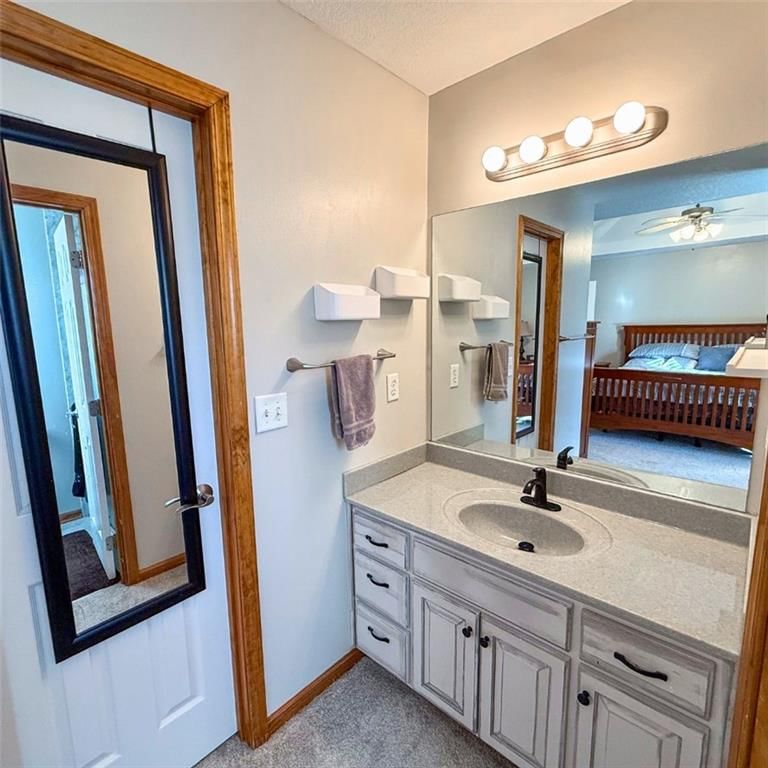 601 SW Creek Ridge Drive — photo 13
