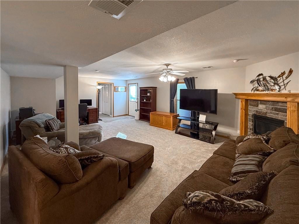 601 SW Creek Ridge Drive — photo 17