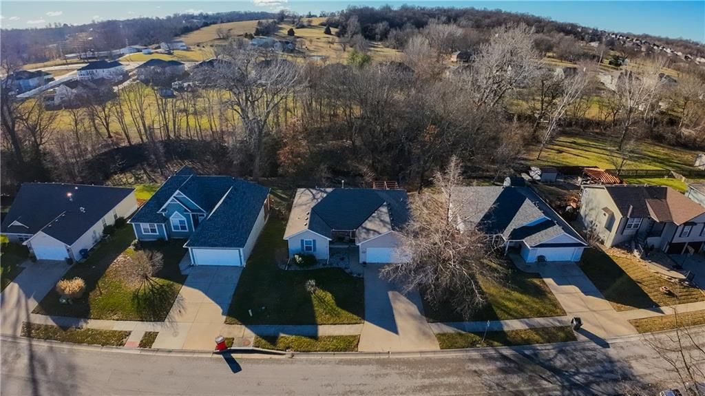 601 SW Creek Ridge Drive — photo 19