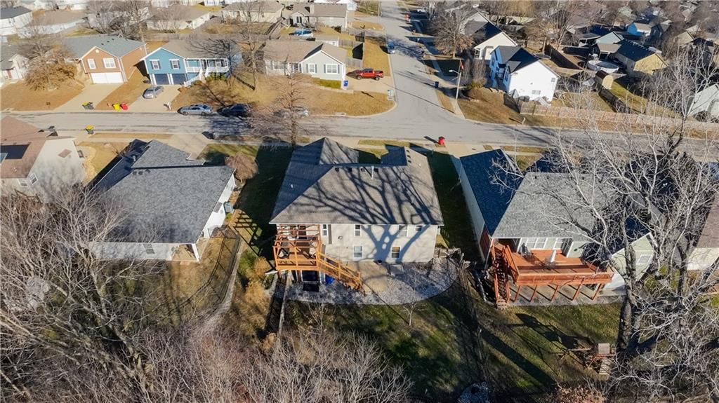 601 SW Creek Ridge Drive — photo 20