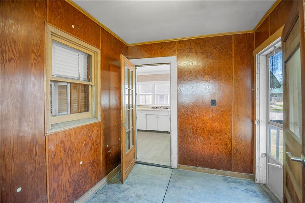 507 E 9th Street — photo 18
