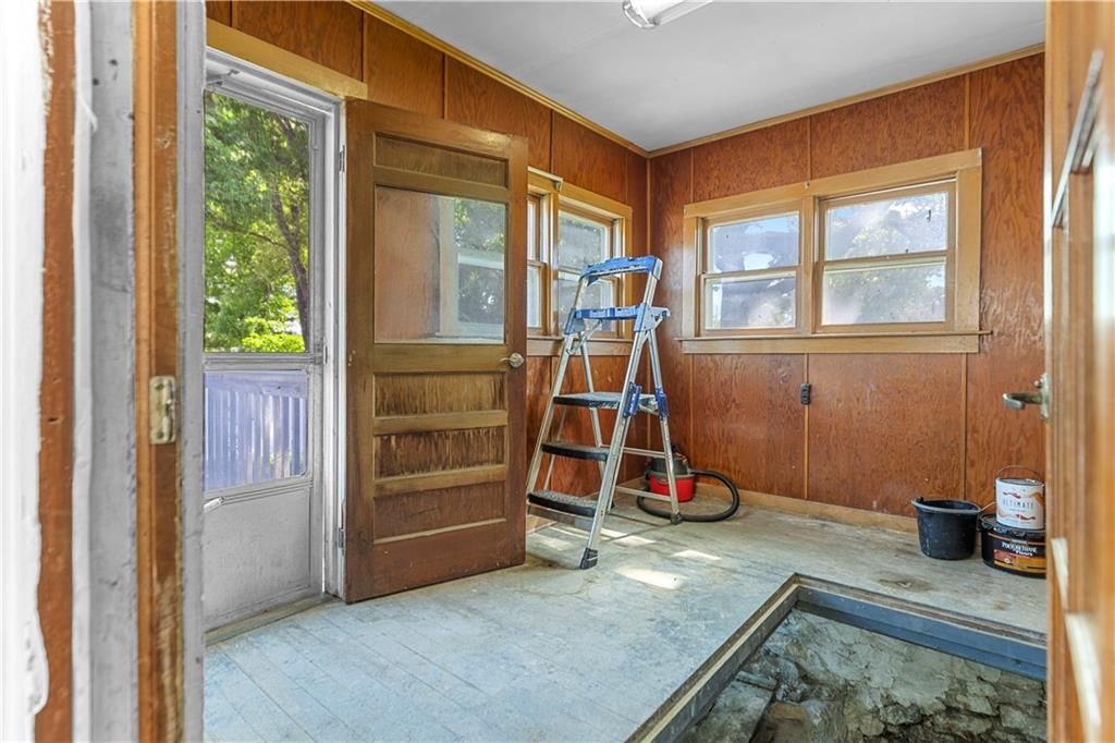 507 E 9th Street — photo 19