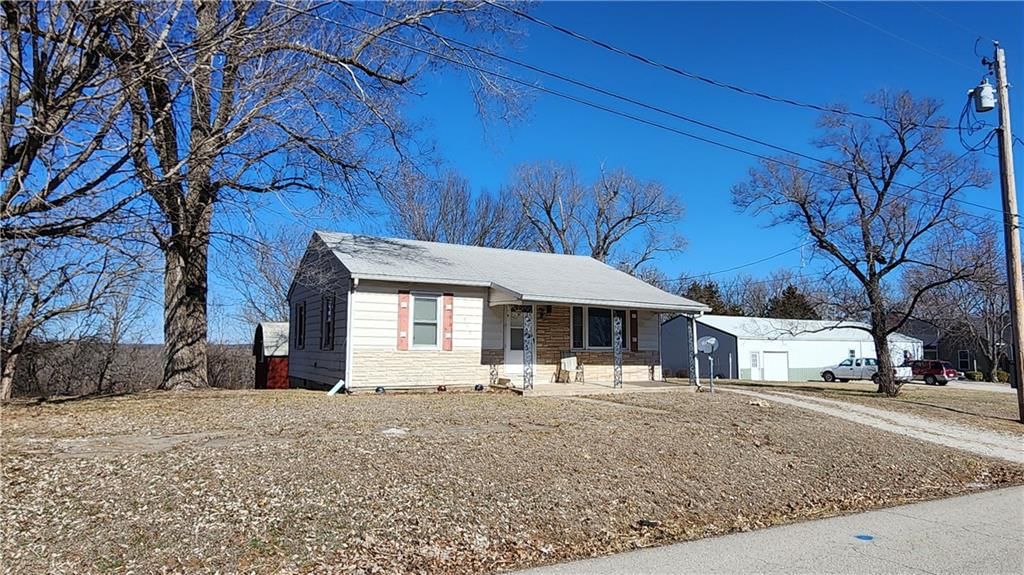 409 E Park Street — photo 2