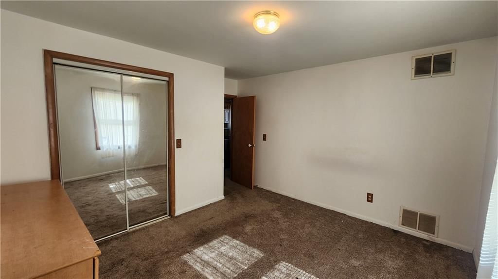 409 E Park Street — photo 14