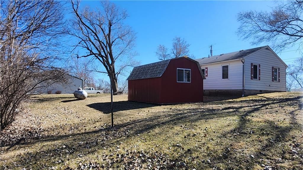 409 E Park Street — photo 22