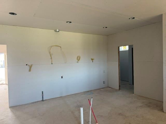 15366 W 173rd Terrace — photo 7