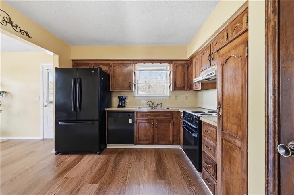 14801 Pine View Drive — photo 10