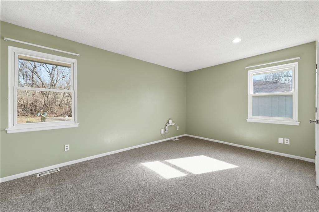 14801 Pine View Drive — photo 17
