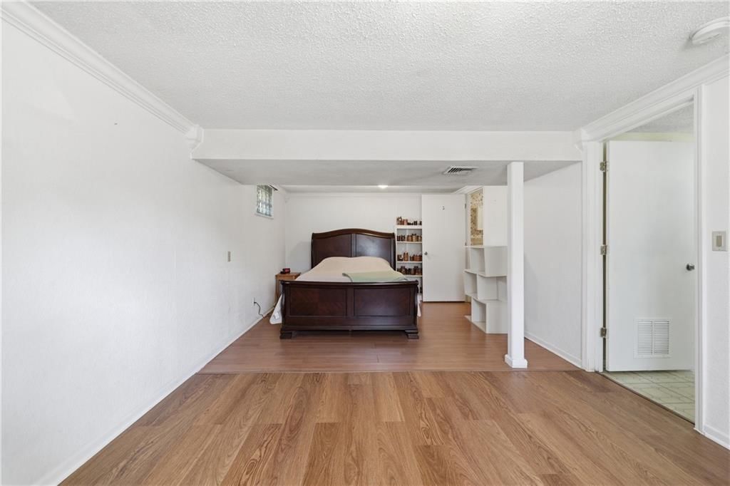 14801 Pine View Drive — photo 24