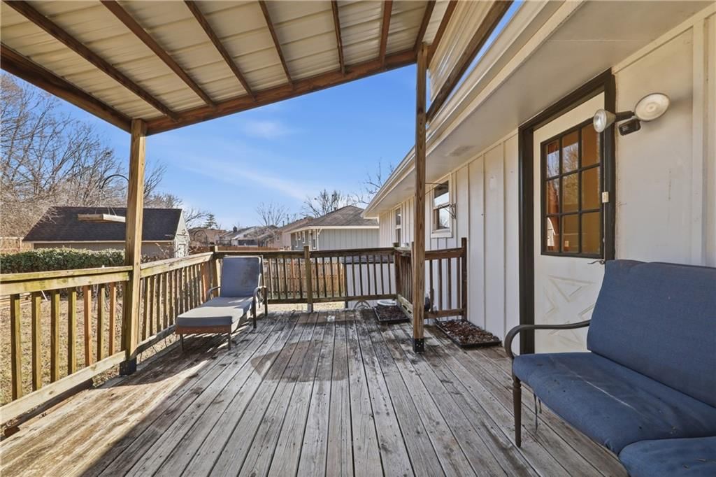14801 Pine View Drive — photo 34