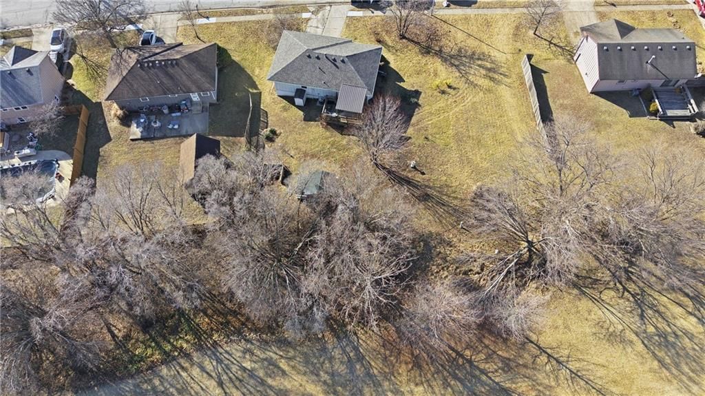 14801 Pine View Drive — photo 36