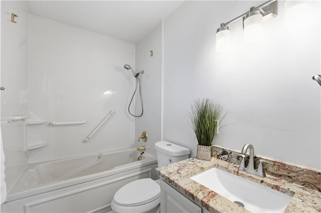 6701 N Flora Avenue — photo 22