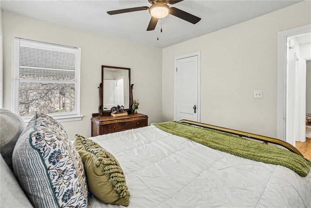 4526 N Bellefontaine Avenue — photo 14