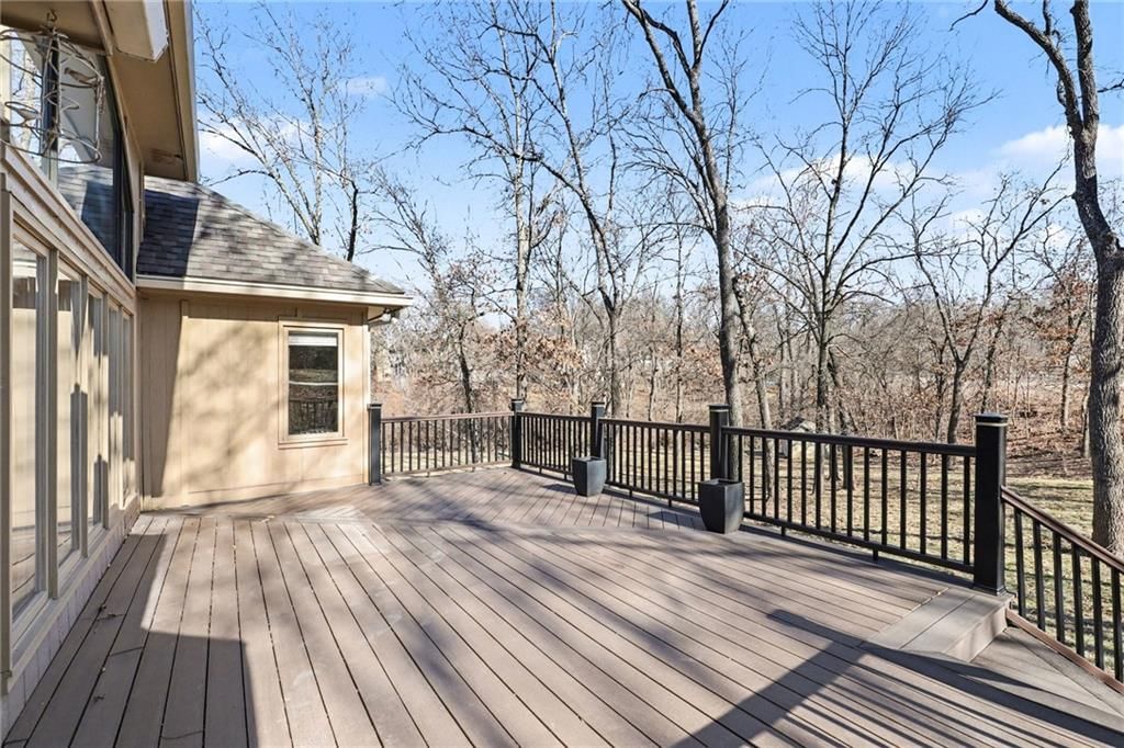 1130 NW Arrowhead Trail — photo 41