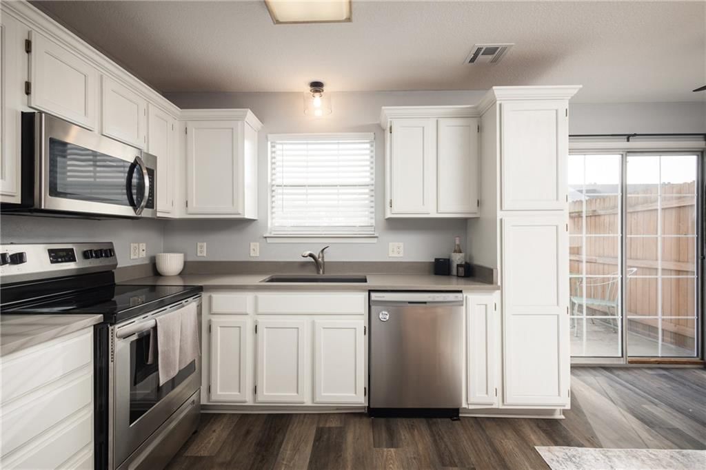5707 NW Sunrise Meadow Circle — photo 3