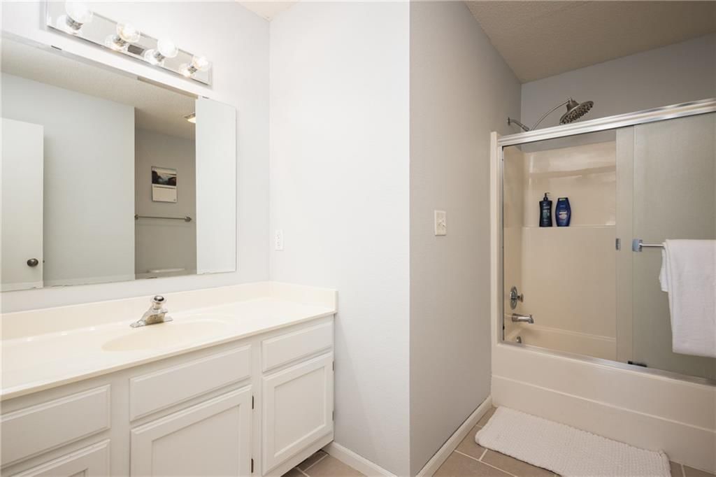 5707 NW Sunrise Meadow Circle — photo 9