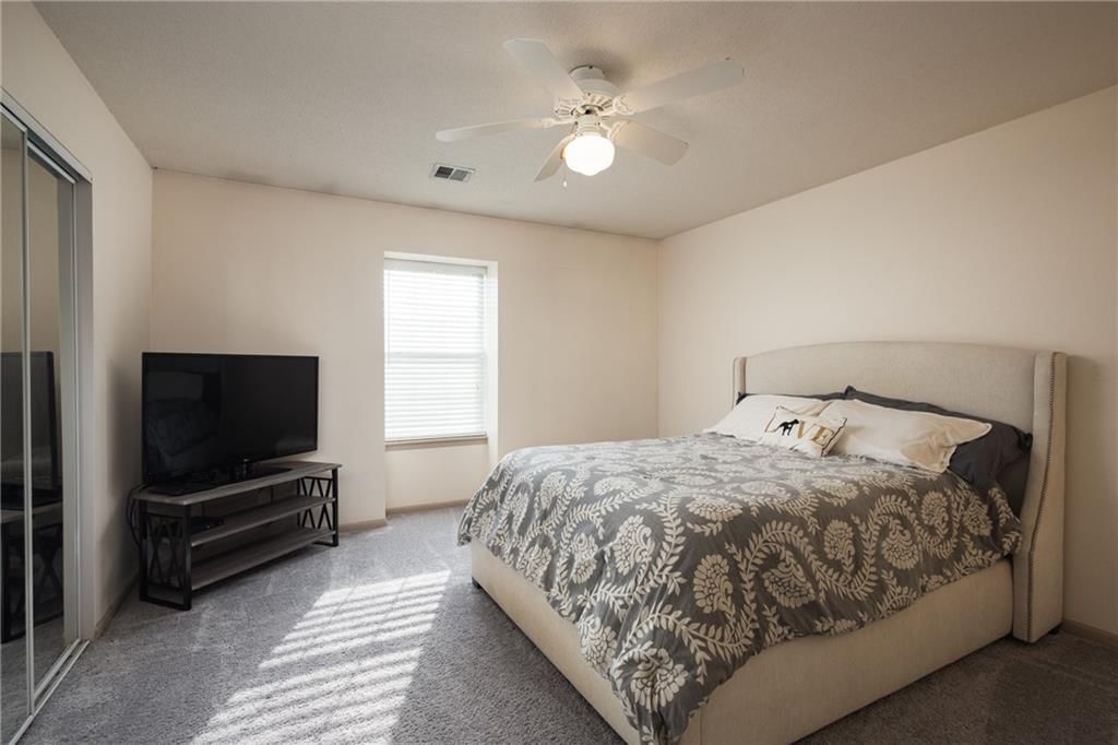 5707 NW Sunrise Meadow Circle — photo 10
