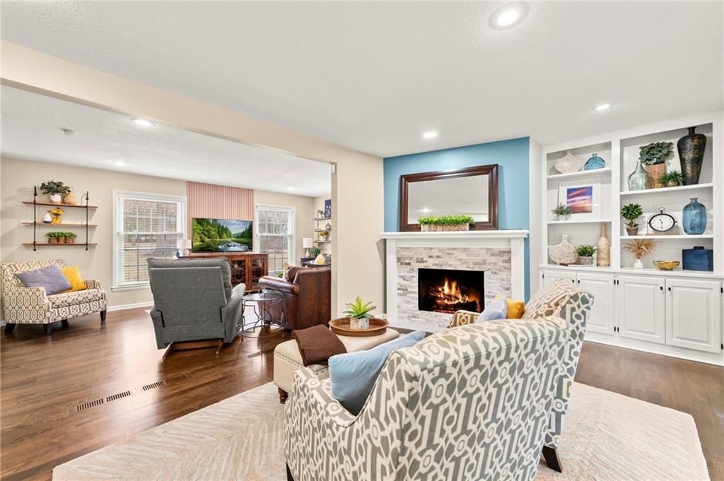 7108 Black Bob Drive — photo 10