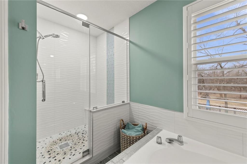 7108 Black Bob Drive — photo 26
