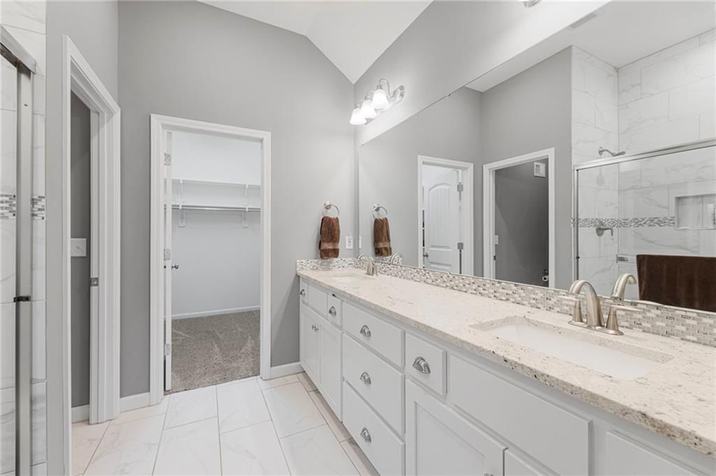 8707 N Liston Avenue — photo 26