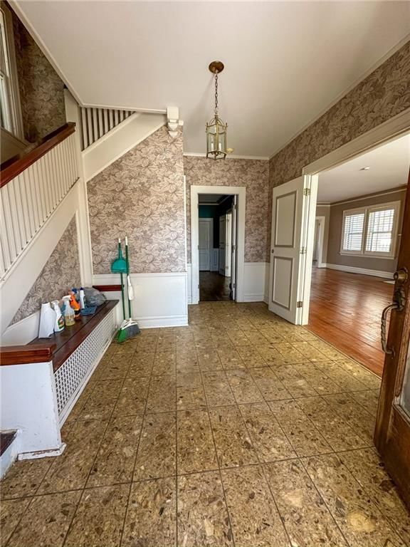 318 E Locust Street — photo 18