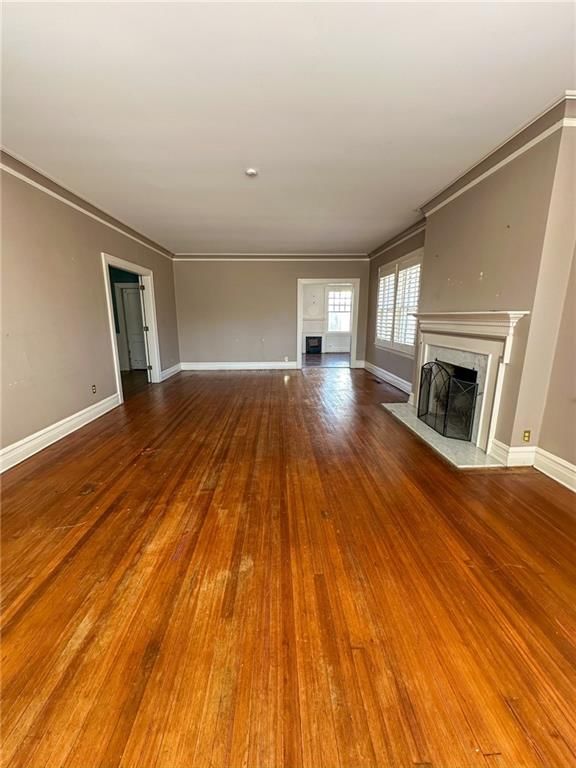 318 E Locust Street — photo 22