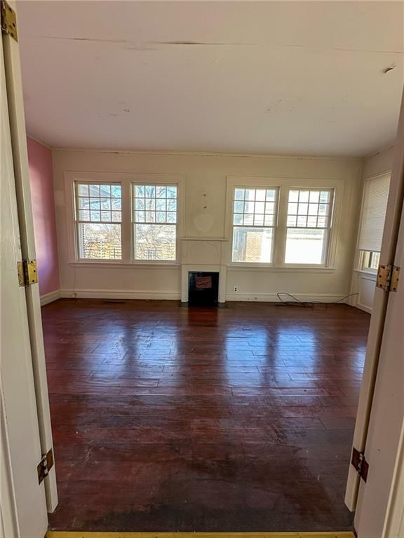 318 E Locust Street — photo 25