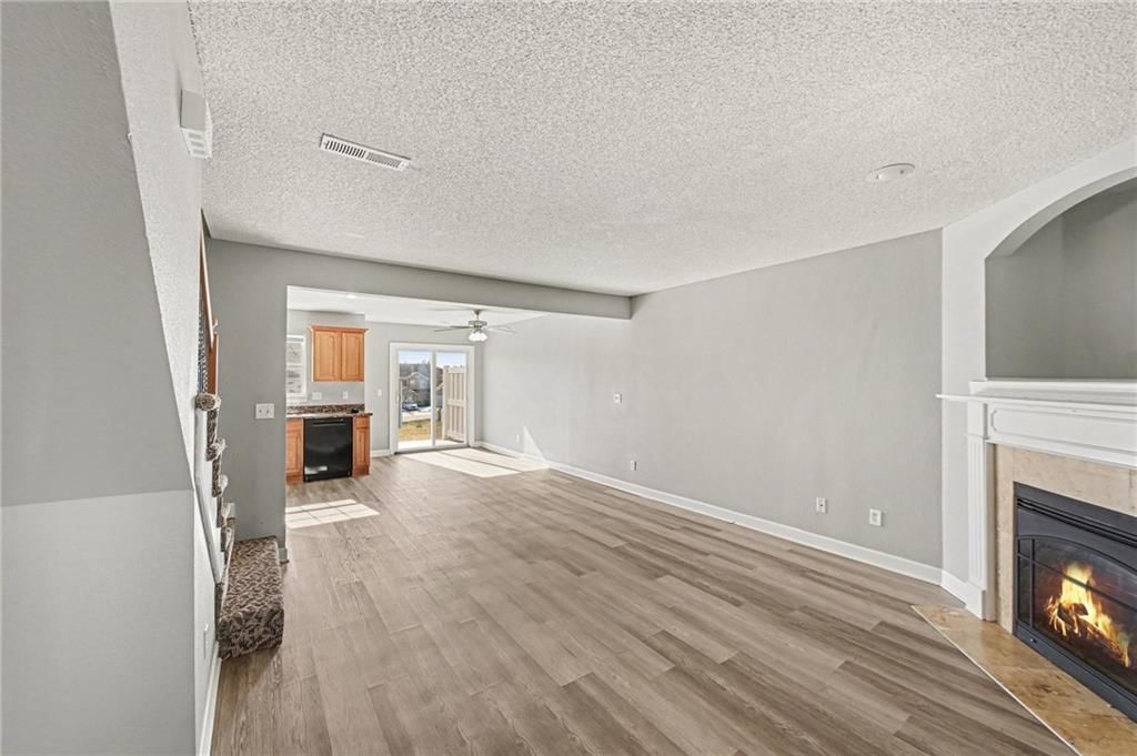 904 SW Peach Tree Lane — photo 5
