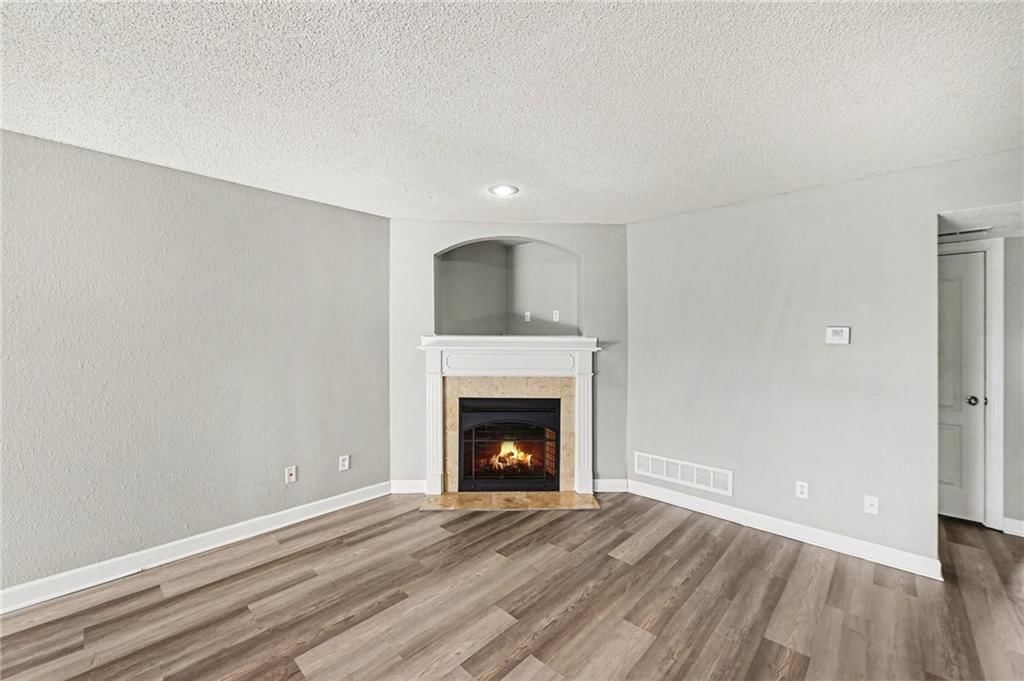 904 SW Peach Tree Lane — photo 6