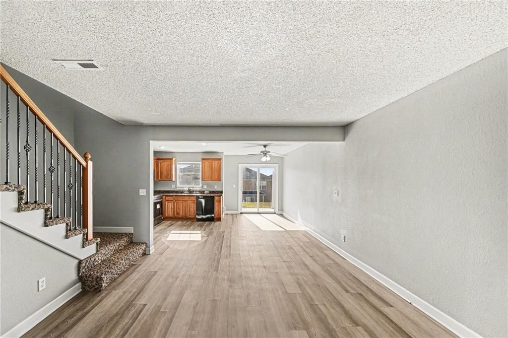 904 SW Peach Tree Lane — photo 7
