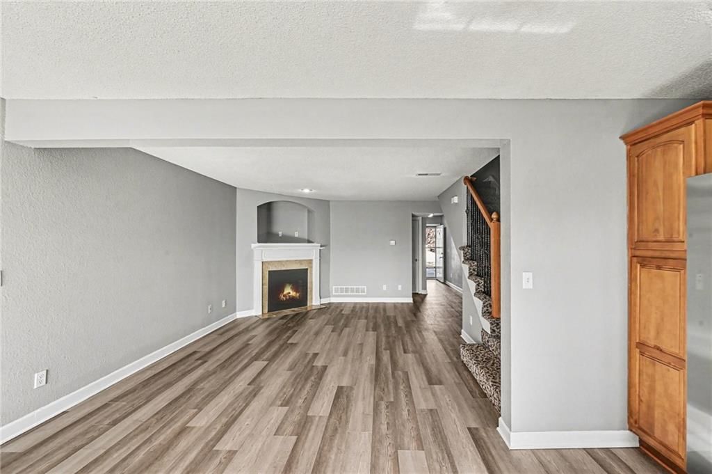 904 SW Peach Tree Lane — photo 8