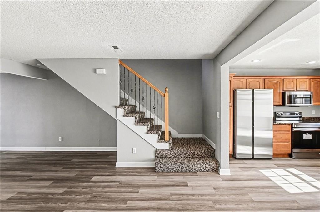904 SW Peach Tree Lane — photo 10