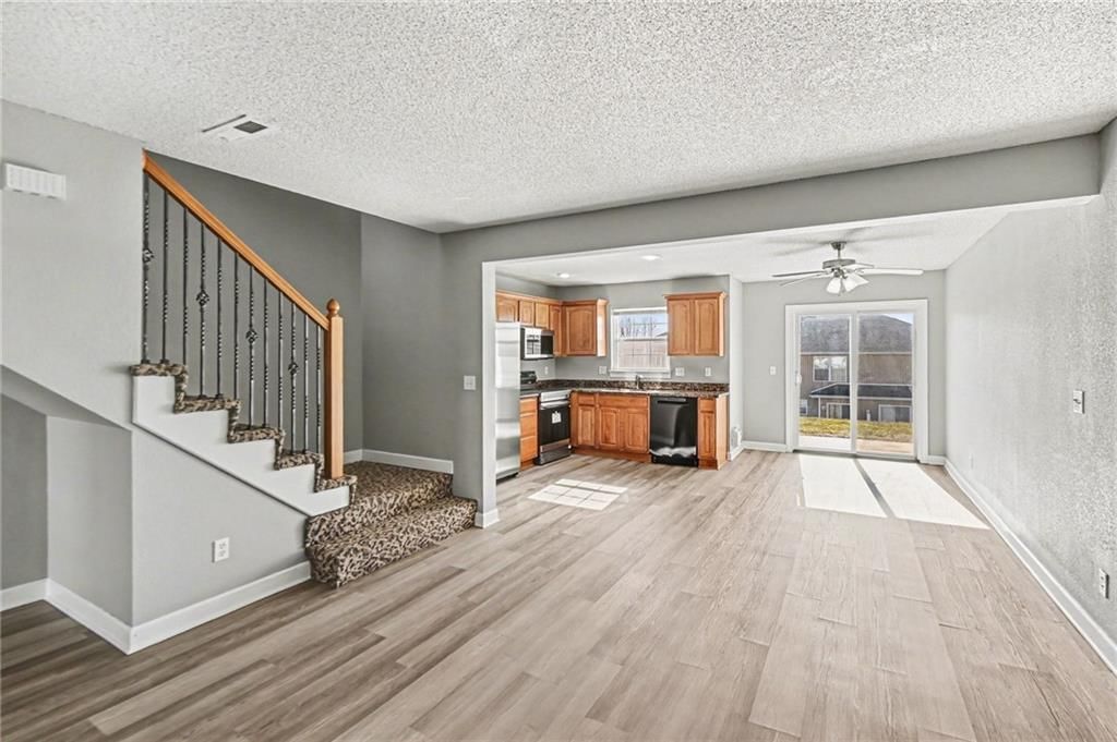 904 SW Peach Tree Lane — photo 11