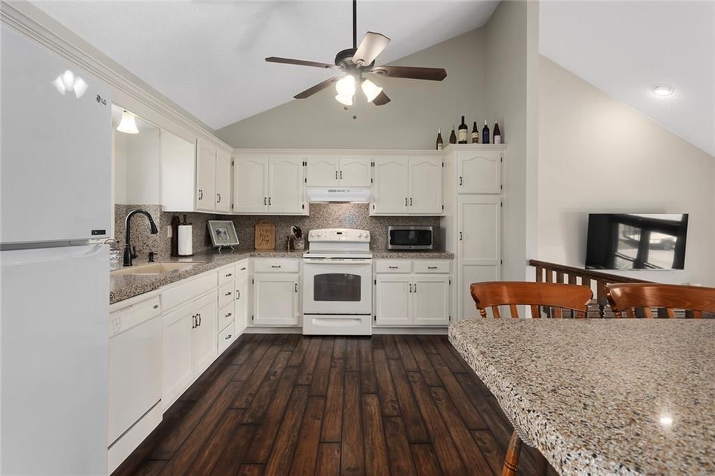 12890 Bethel Terrace — photo 8