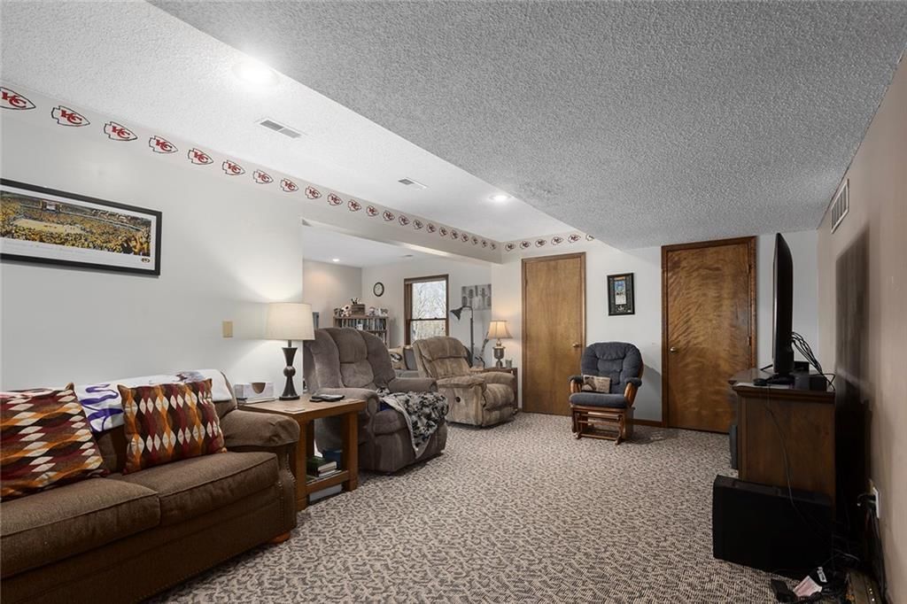 12890 Bethel Terrace — photo 27