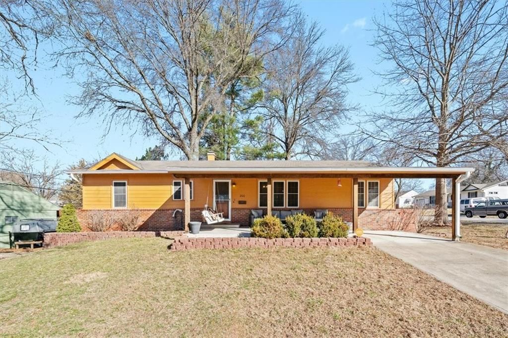 200 PARK Avenue, Belton, MO