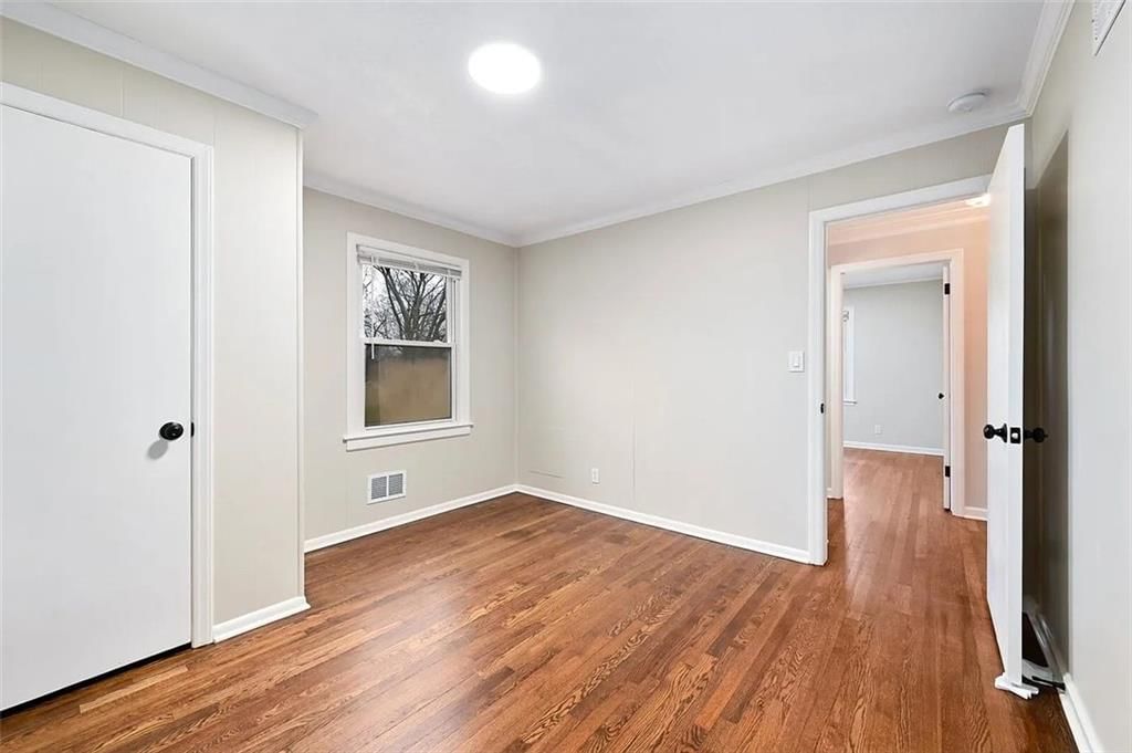 8925 Hardy Street — photo 11