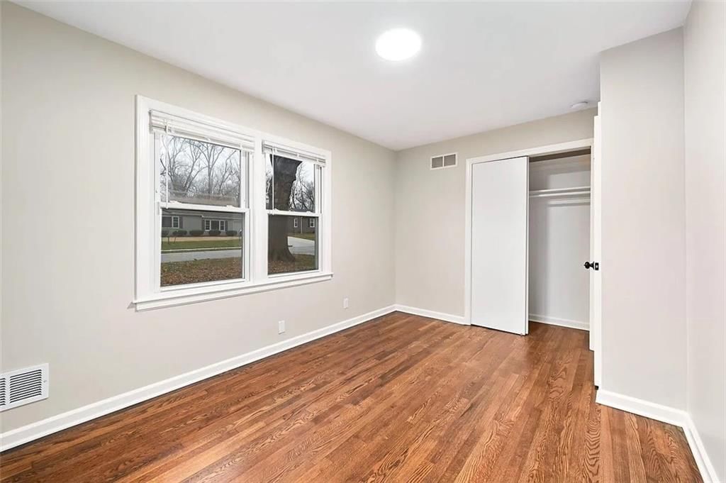 8925 Hardy Street — photo 15