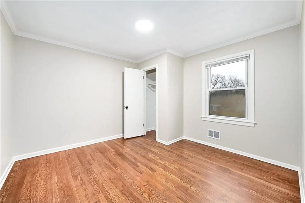 8925 Hardy Street — photo 17