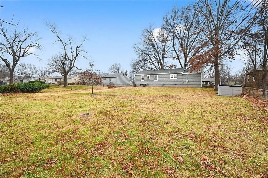 8925 Hardy Street — photo 18