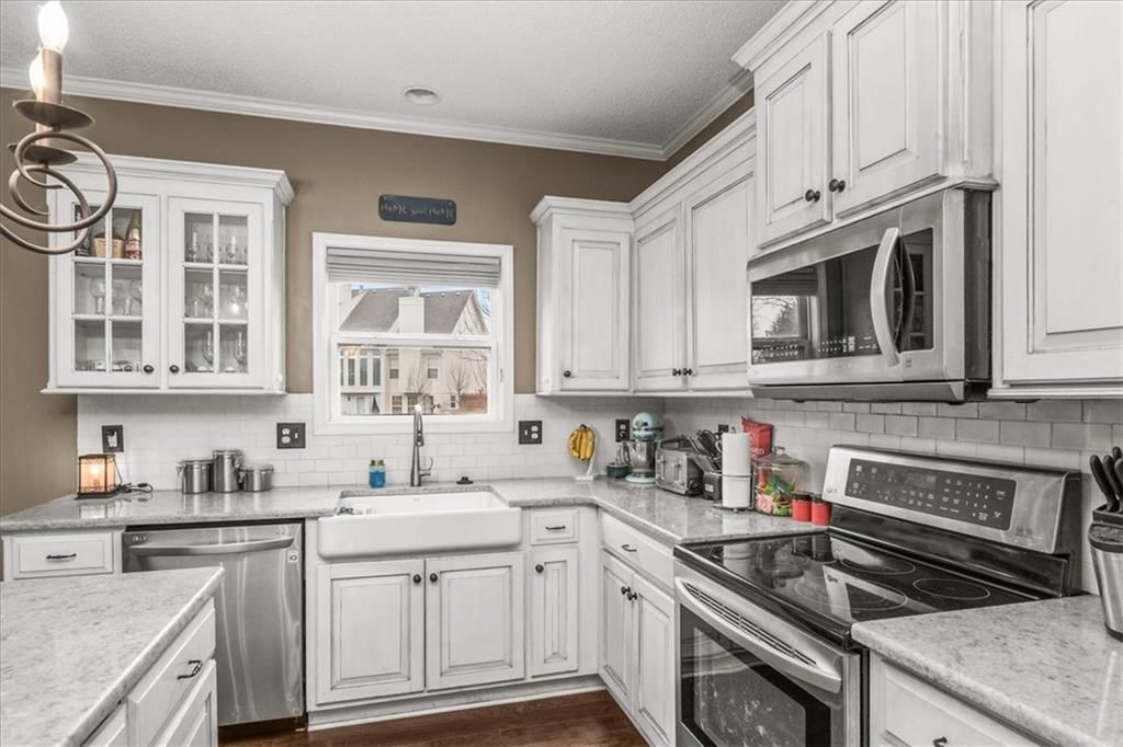 3821 SW Evergreen Lane — photo 8