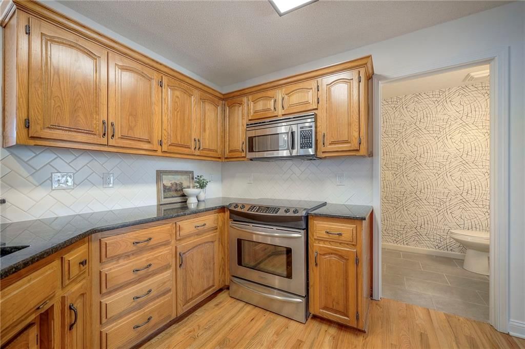 526 S Center Street — photo 14