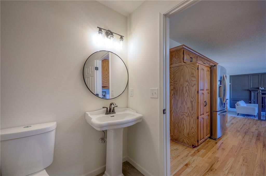 526 S Center Street — photo 17